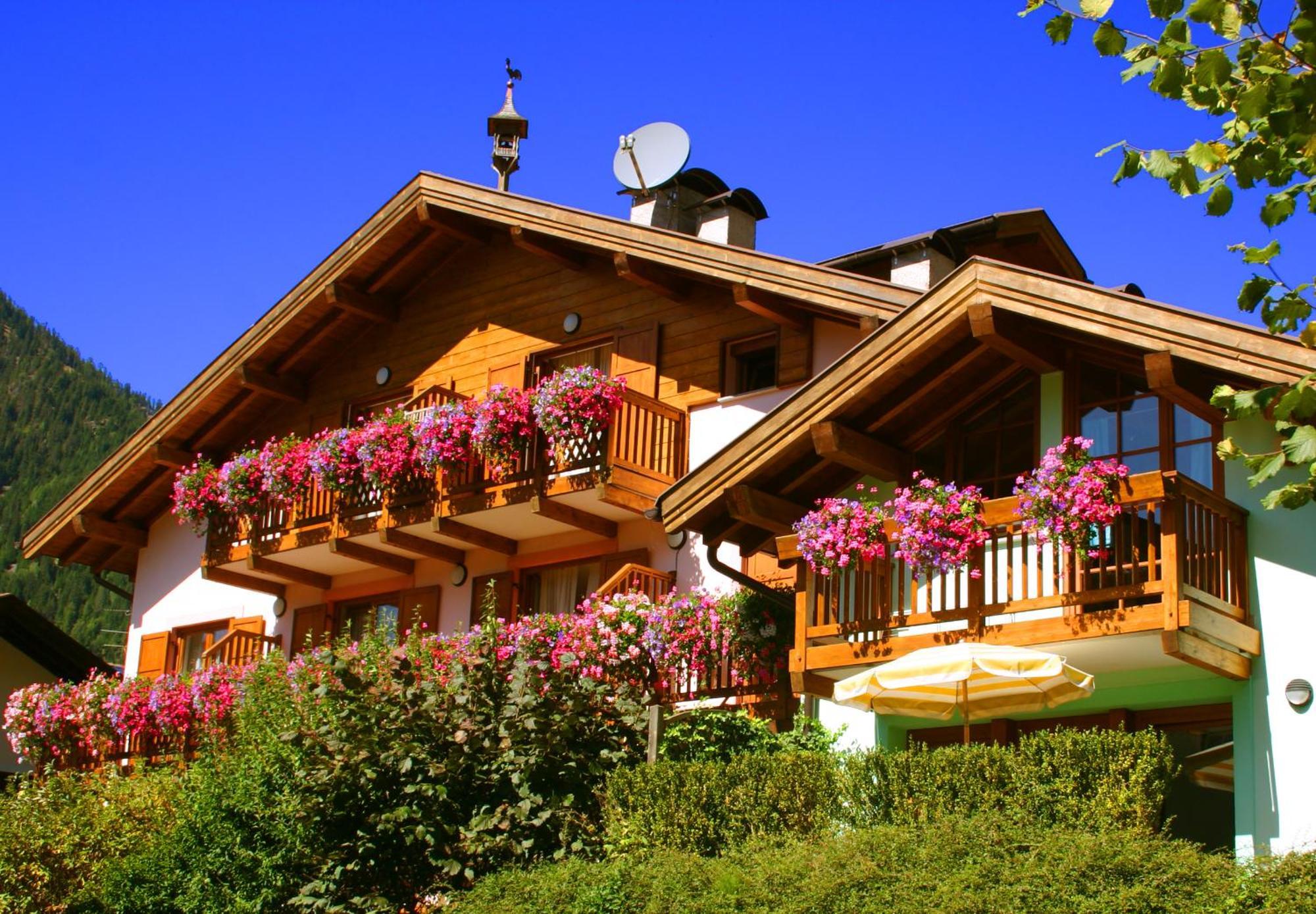 Residence Lagorai - Fiemme Holidays Predazzo Luaran gambar